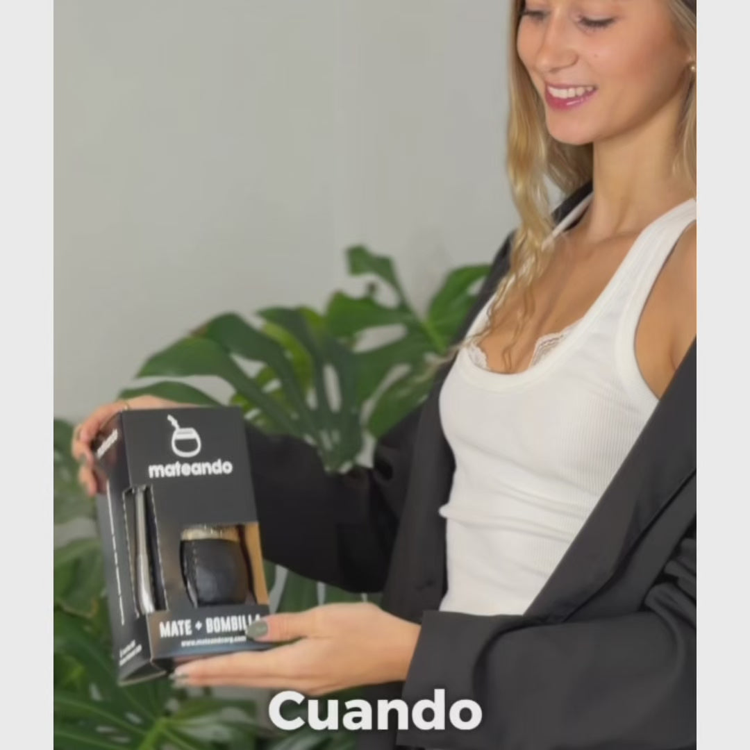 Cargar vídeo: Imperial Algarrobo Forrado en Cuero